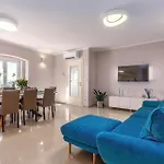 Semesterbostad Luxurious In