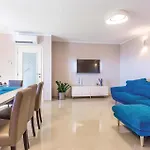 Luxurious In بيت للعطل Praputnjak