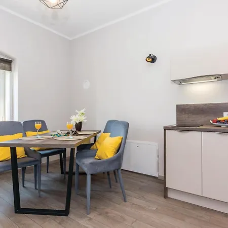 Cozy In With Kitchen Holiday home *