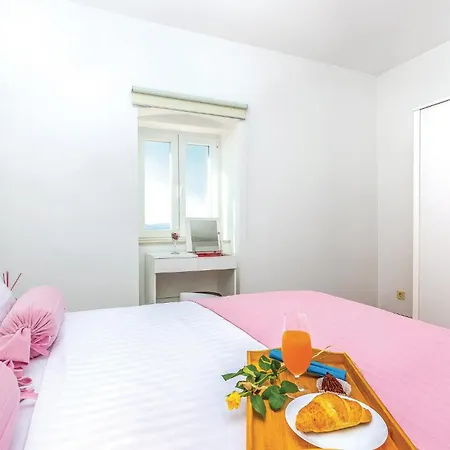 Gorgeous In Σπίτι διακοπών Praputnjak