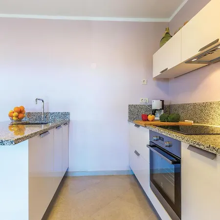 Cozy In With Kitchen * Praputnjak